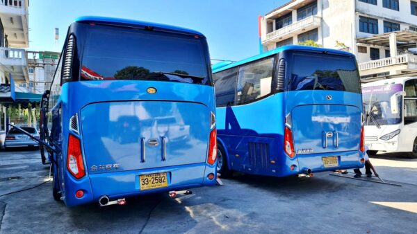 รถทันตกรรมเคลิ่อนที่แบบ 2 เตียง ทันตกรรม ขนาด 9 เมตร