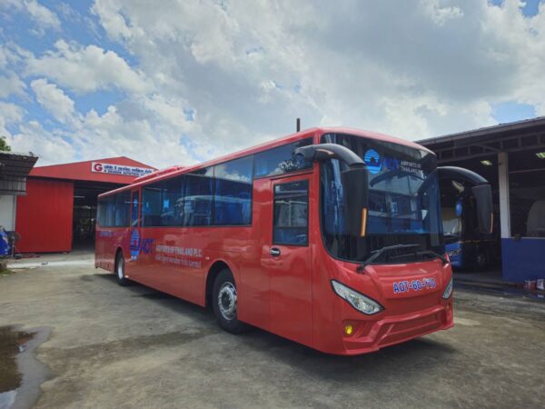 รถรับส่งผู้โดยสารในสนามบิน ( Shuttle bus )