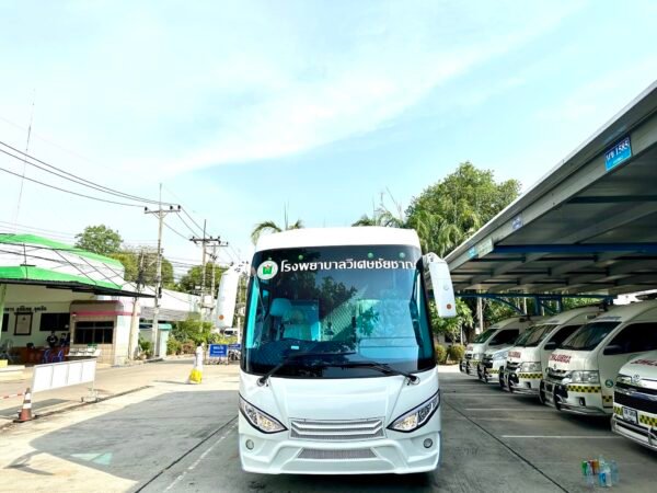 รถเอกซเรย์เคลื่อนที่และห้องตรวจ PapSmear โรงพยาบาลวิเศษชัยชาญ